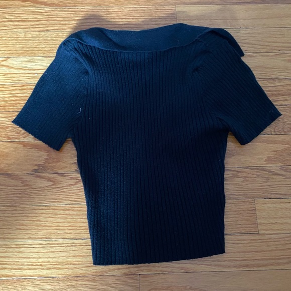 Collared top - Picture 2 of 2